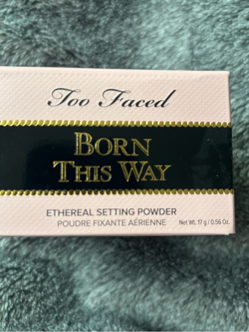 Too Faced Translucent Loose Ethereal Setting Powder - Picture 2 of 4